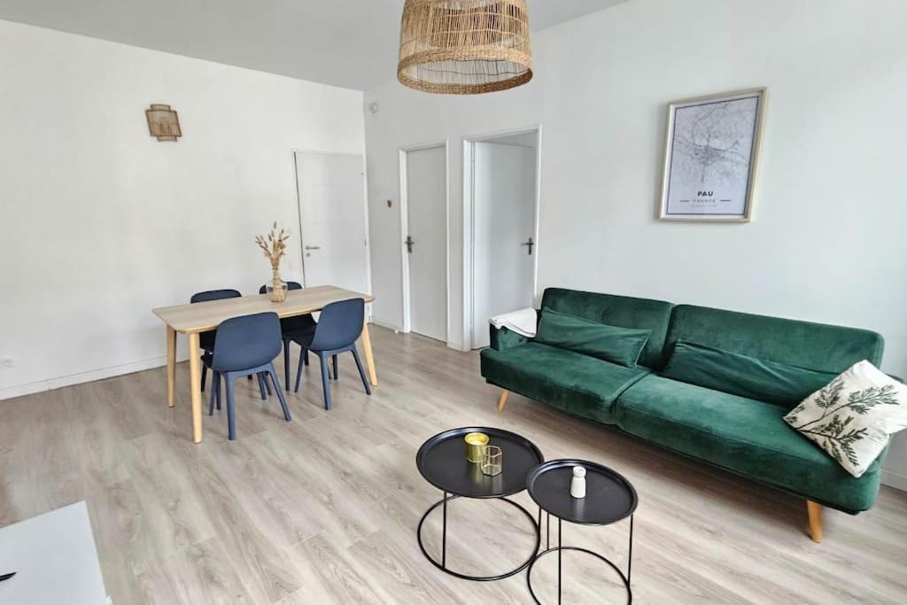 Superbe Appartement 2 Chambres Au Coeur De Pau Exterior foto